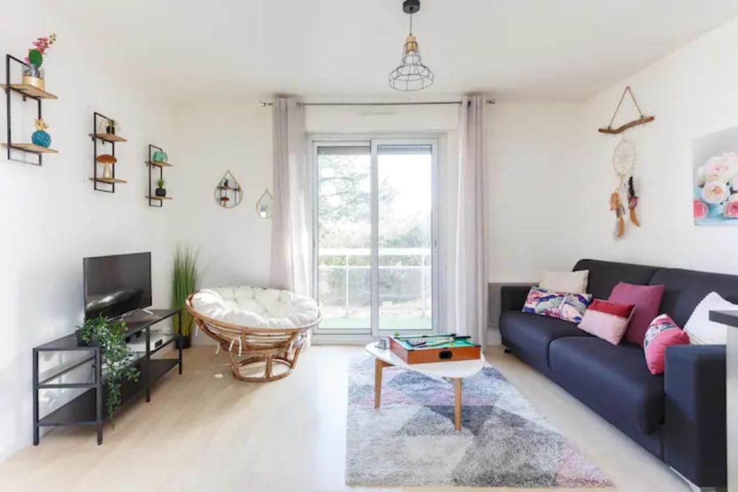 Appartement Cozy : 10/15 Min Des Champs Elysee Сартрувил Екстериор снимка