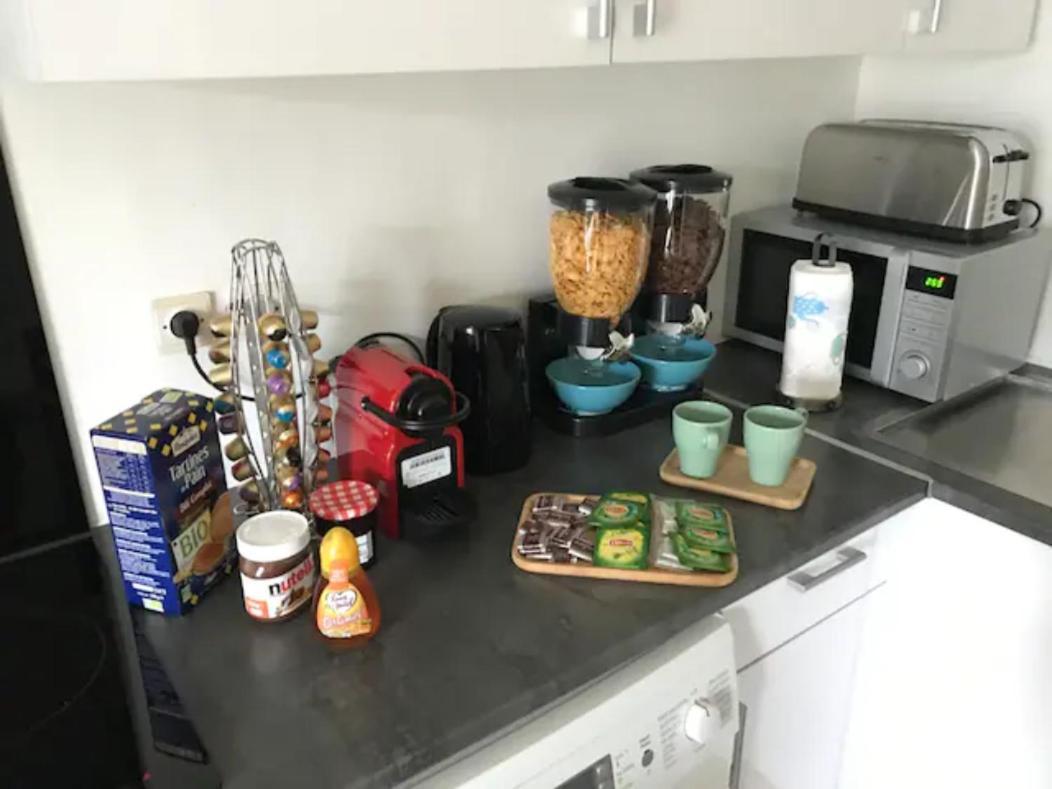 Appartement Cozy : 10/15 Min Des Champs Elysee Сартрувил Екстериор снимка